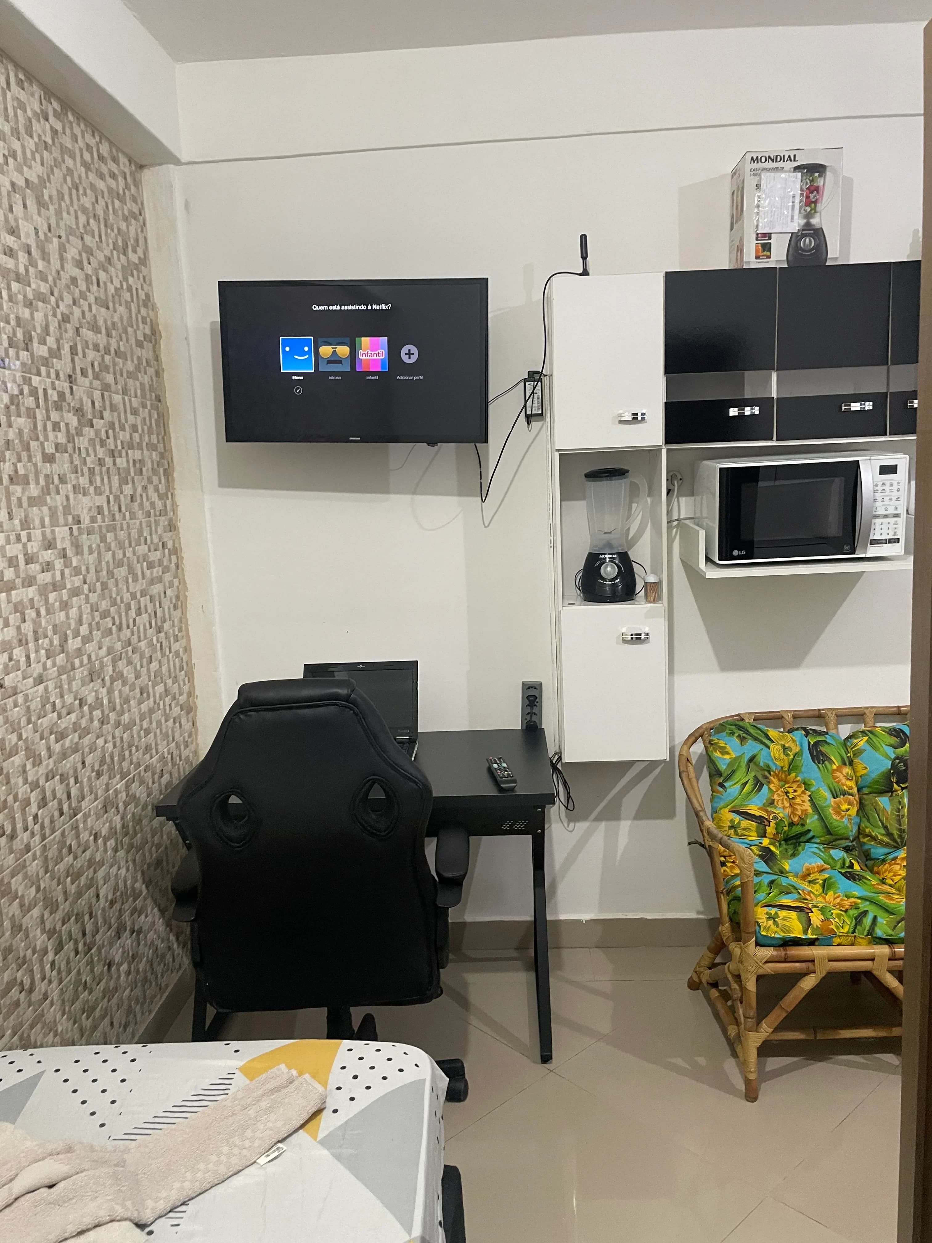 Kitnet Grande – 17m² — Kitnet para Alugar Butantã USP | Laur Kitnets ...